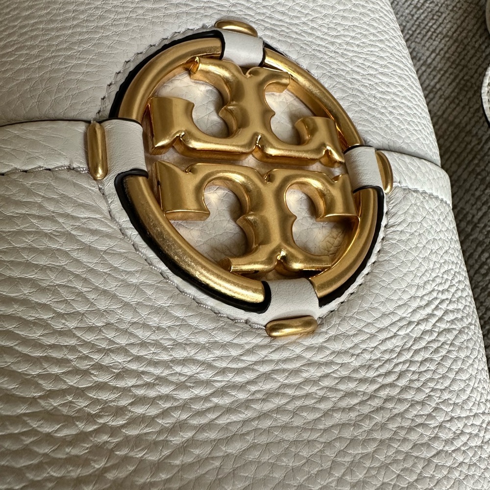 Tory burch bucket bag